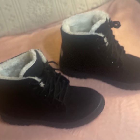 SQL Black Boots with Fur Size39 US 4-5 - Picture 10 of 10
